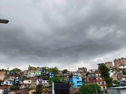 काठमाडौंमा वर्षा, विदेशी विमान अवतरण हुन सकेनन्